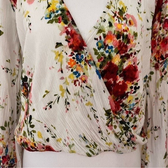 Love Stitch Floral Wrap Blouse with Crochet Design - Picture 2 of 9